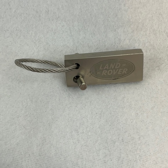 Land Rover Keychain - Picture 2 of 4
